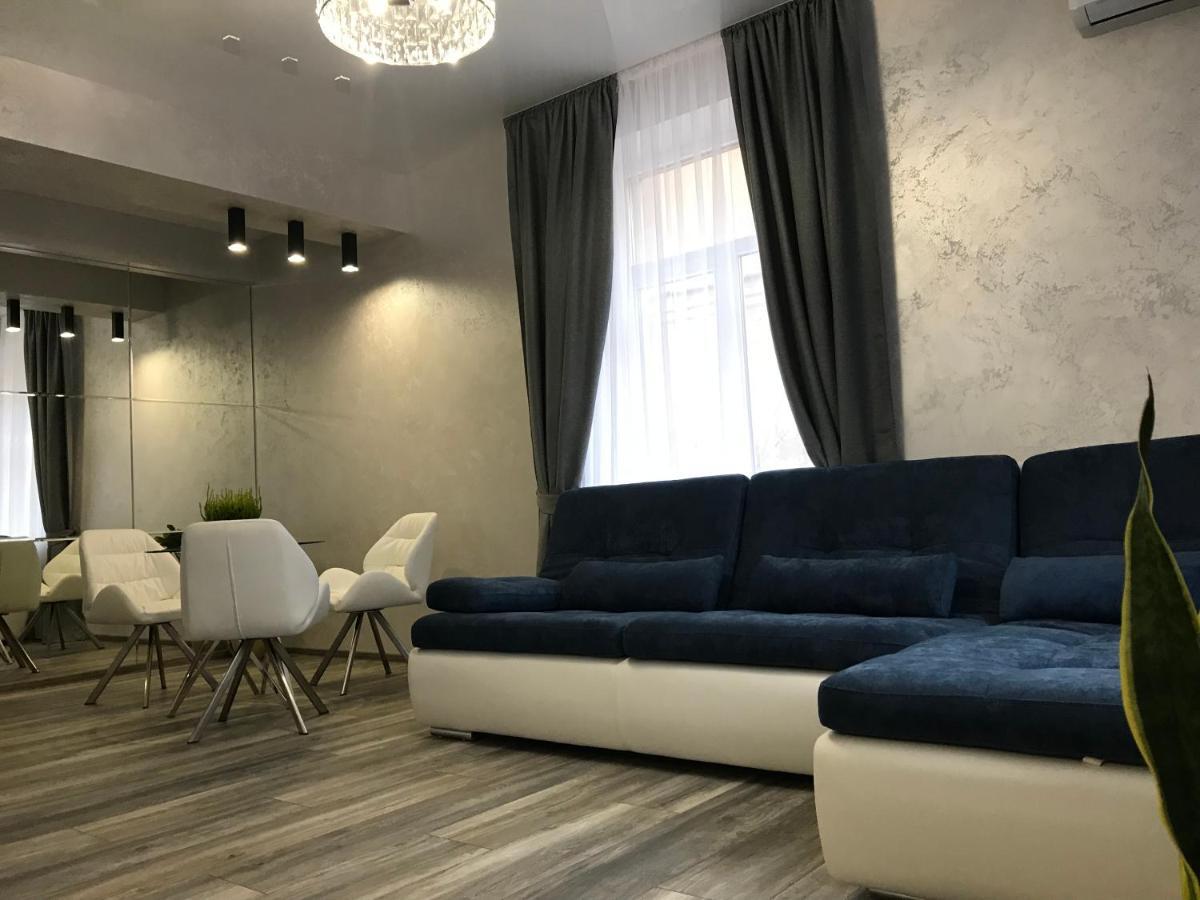 New Luxury Apartment In The Center On Konstitution Square خاركيف المظهر الخارجي الصورة