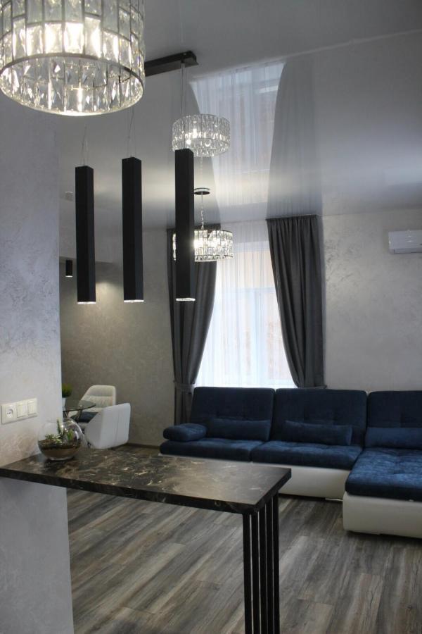 New Luxury Apartment In The Center On Konstitution Square خاركيف المظهر الخارجي الصورة