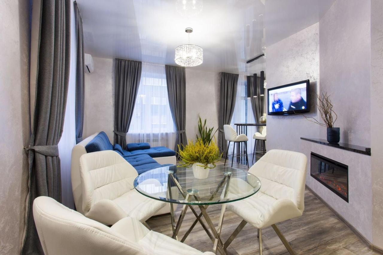 New Luxury Apartment In The Center On Konstitution Square خاركيف المظهر الخارجي الصورة